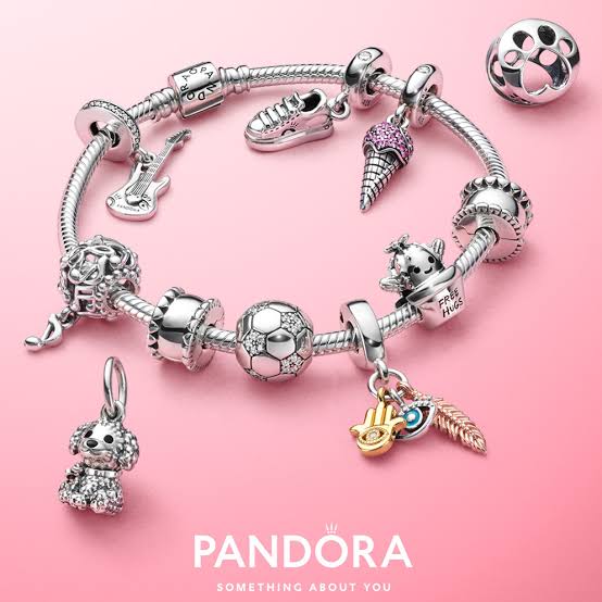 Pulsera y Charm con cierre de Corazón